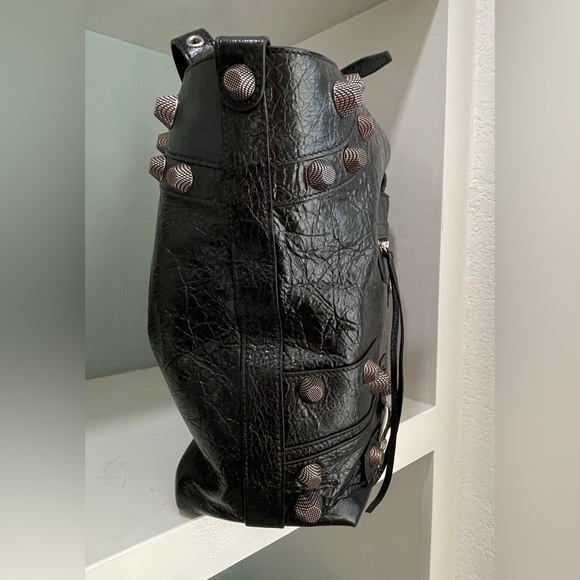 Balenciaga Medium Le Cagole Leather Tote NWT - Picture 9 of 16